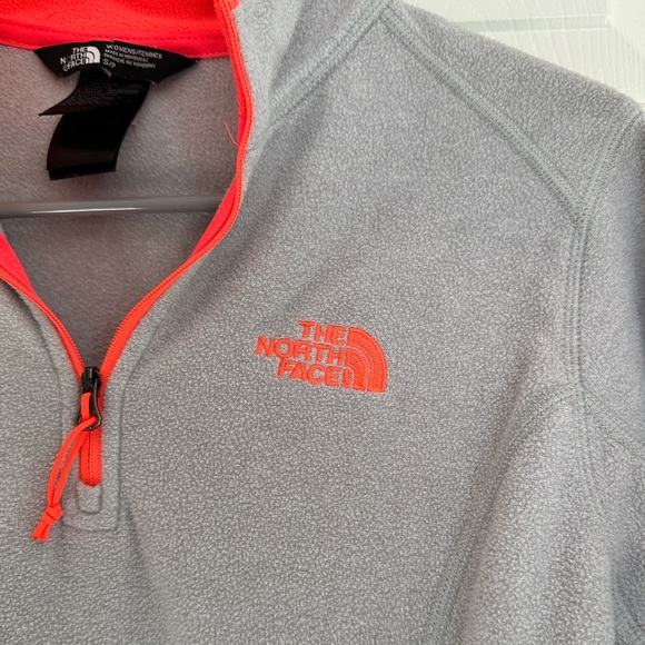 Grey/Orange NorthFace Quarter-zip - Picture 3 of 4